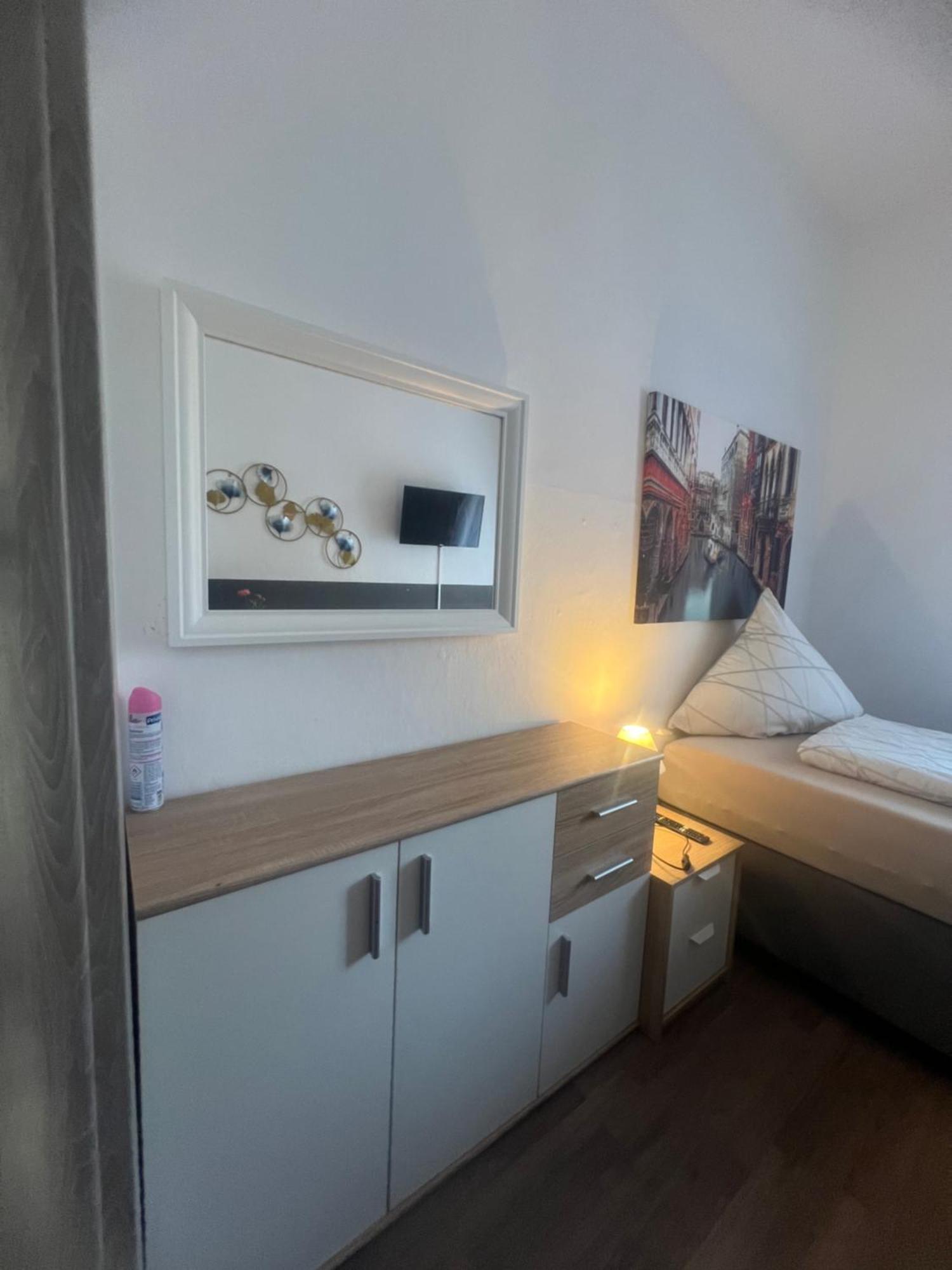 Pension Kaditz Dresde Exterior foto